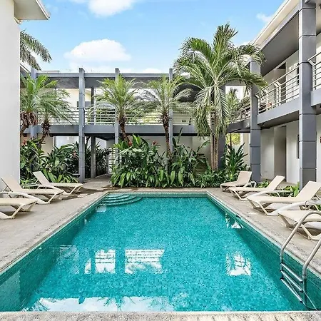3 Bd Condo Pool Great Location